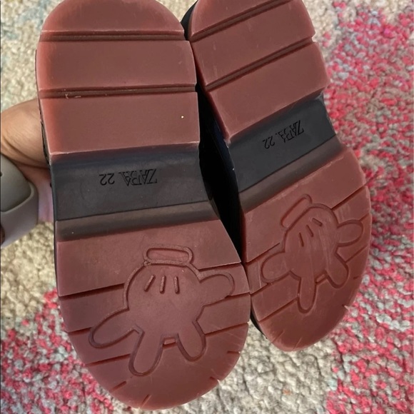 Zara toddler Minnie Mouse boots size 6 - Picture 5 of 5